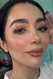 شیما کاتوزیان نویسنده کتاب من احمق