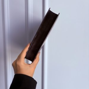 قطر کتاب دسته چهارم اثر ربکا یاروس